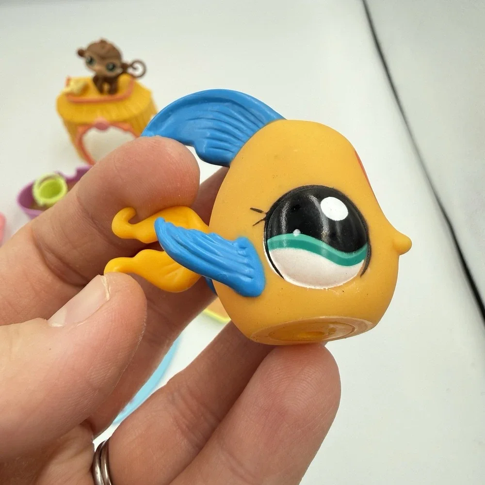 Littlest Pet Shop good used